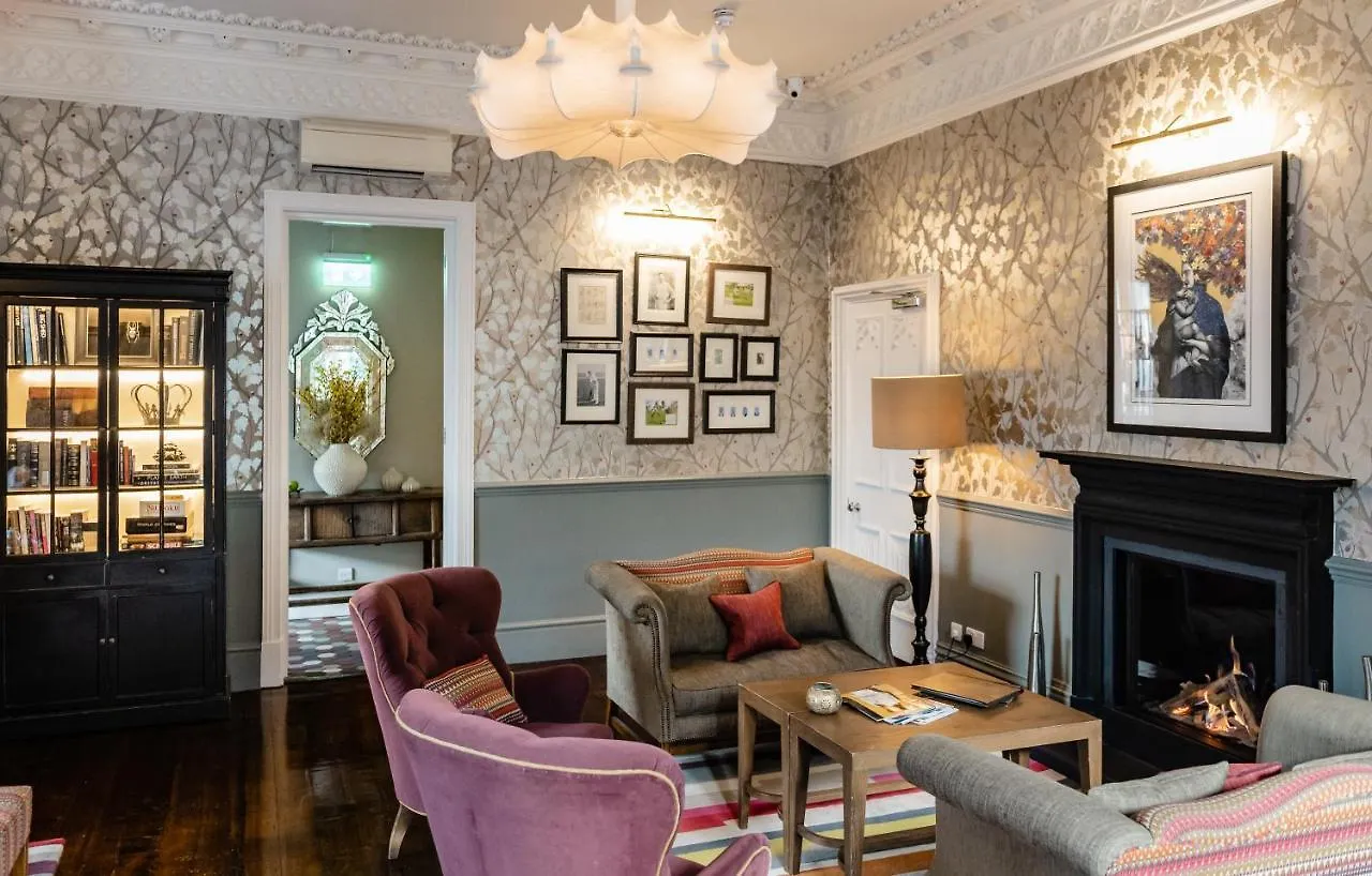 Didsbury House Hotel Manchester 4*,